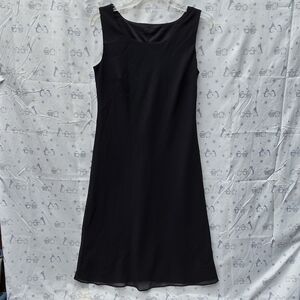 Womens Sleeveless Stretch Shift Dress made of 100% Polyester Micro Stretch.